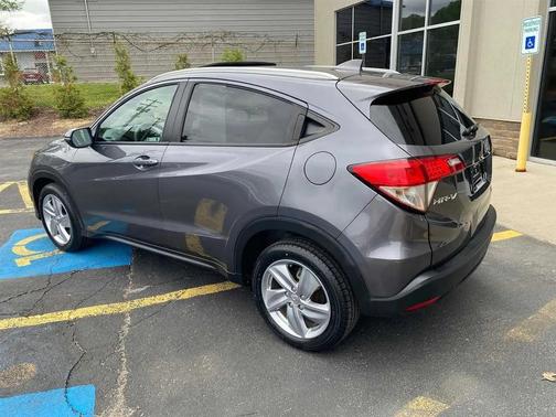 Modern Steel Metallic 2019 Honda HR-V EX