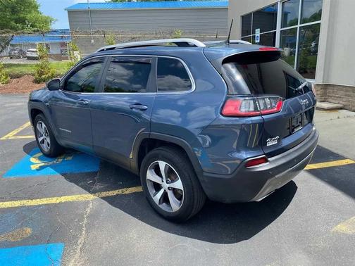 Slate Blue Pearlcoat 2020 Jeep Cherokee Limited