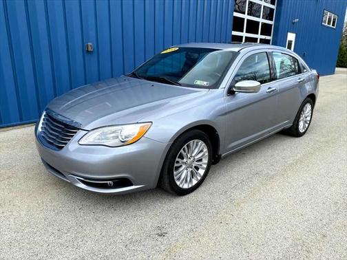 2013 Chrysler 200 Limited