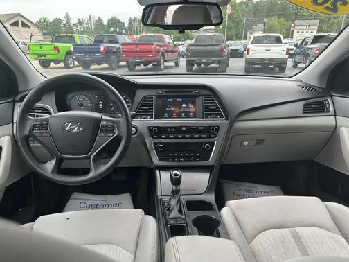 Ion Silver 2017 Hyundai SONATA Hybrid SE
