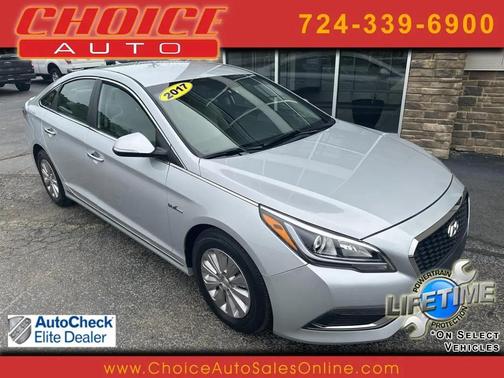 Ion Silver 2017 Hyundai SONATA Hybrid SE