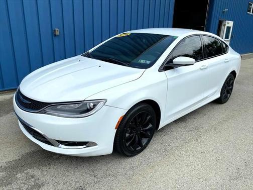 2016 Chrysler 200 S