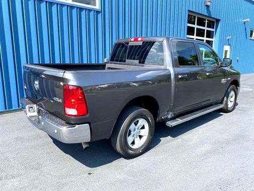 2020 RAM 1500 Classic SLT