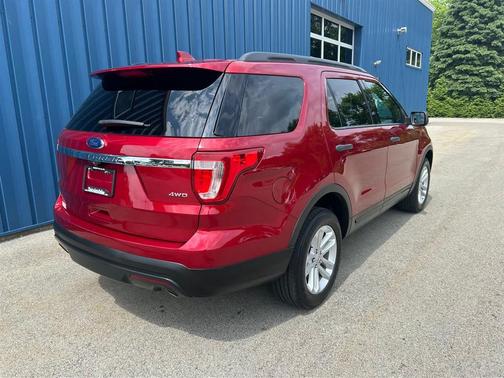 2016 Ford Explorer Base