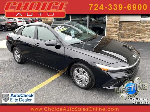 2025 Hyundai ELANTRA SE