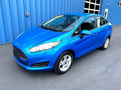 2015 Ford Fiesta SE Sedan