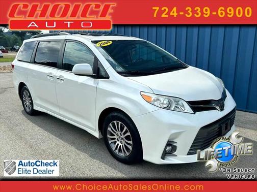 2020 Toyota Sienna XLE