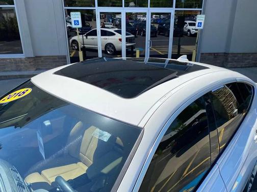 Alpine White 2018 BMW 330 Gran Turismo i xDrive