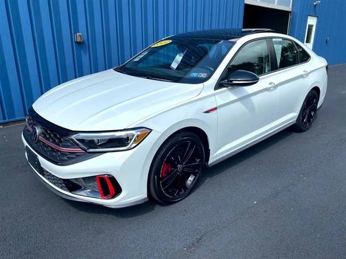 2022 Volkswagen Jetta GLI 2.0T Autobahn