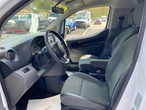 Designer White 2015 Chevrolet City Express 1LS
