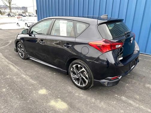 2016 Scion iM 5dr HB CVT (Natl)