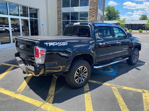Midnight Black Metallic 2021 Toyota Tacoma TRD Sport