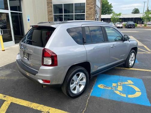Billet Silver Metallic Clearcoat 2016 Jeep Compass Latitude