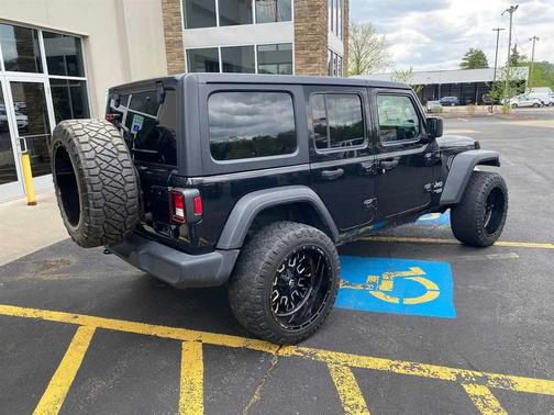 Black Clearcoat 2019 Jeep Wrangler Unlimited Sport