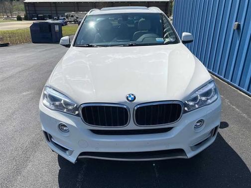 Alpine White 2017 BMW X5 xDrive35i