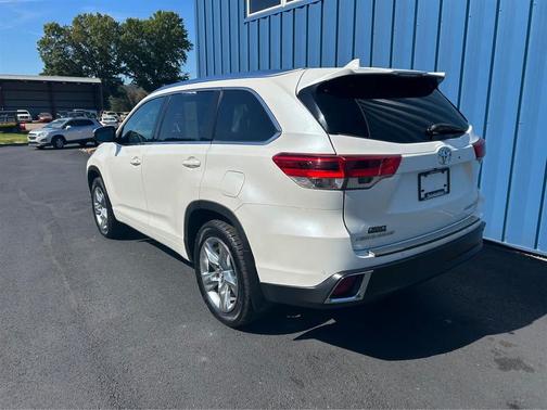 2017 Toyota Highlander Limited