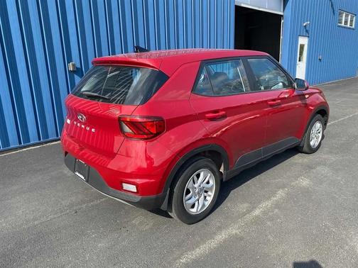 Scarlet Red Pearl 2021 Hyundai VENUE SE