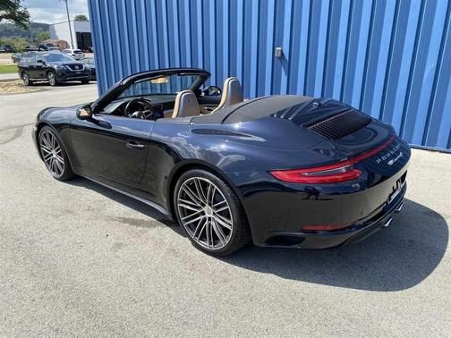2017 Porsche 911 Carrera 4S Cabriolet