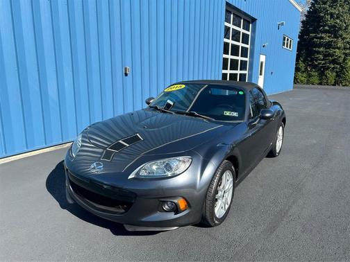 2015 Mazda MX-5 Miata Sport