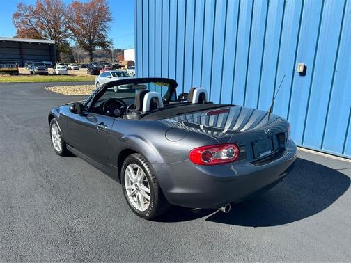 2015 Mazda MX-5 Miata Sport