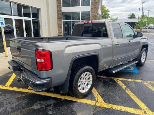 Pepperdust Metallic 2017 GMC Sierra 1500 SLE
