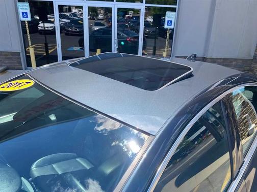 Graphite Metallic 2017 Chevrolet Cruze Premier