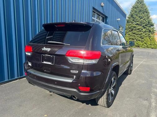 Sangria Metallic Clearcoat 2018 Jeep Grand Cherokee Sterling Edition