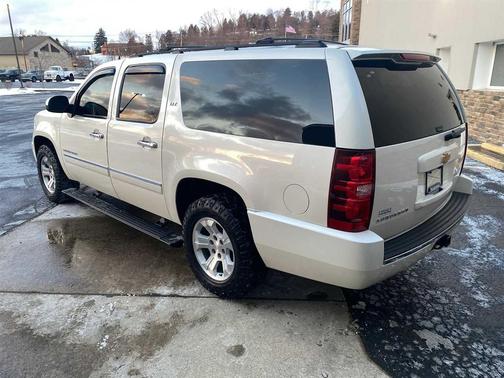 2013 Chevrolet Suburban 1500 LTZ