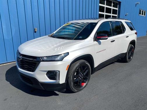 2023 Chevrolet Traverse Premier