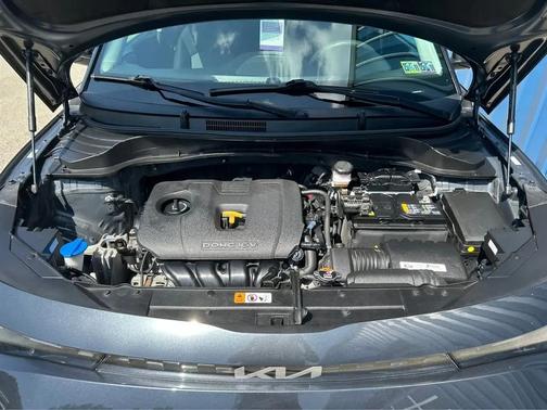 Gravity Gray 2023 Kia Soul LX CVT