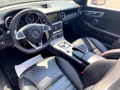 2018 Mercedes-Benz SLC 300 Base