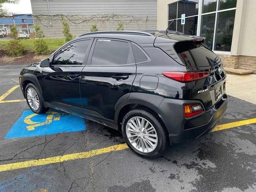 Ultra Black 2020 Hyundai KONA SEL AWD