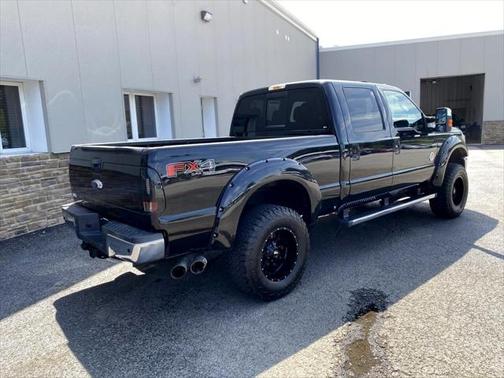2013 Ford F-250 Lariat Crew Cab 4WD