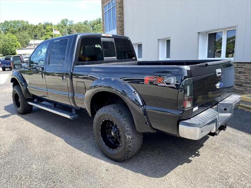 2013 Ford F-250 Lariat Crew Cab 4WD