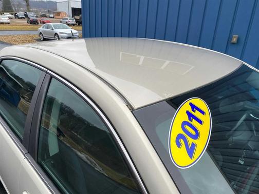 2011 Chevrolet Impala LT