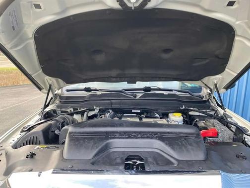 Pearl White 2020 RAM 2500 Laramie Crew Cab LWB 4WD