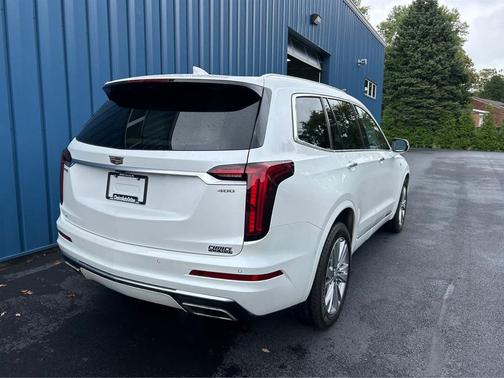 2023 Cadillac XT6 Premium Luxury AWD
