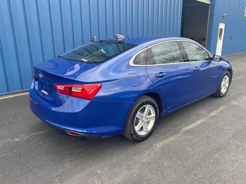 Riverside Blue Metallic 2023 Chevrolet Malibu 1LS