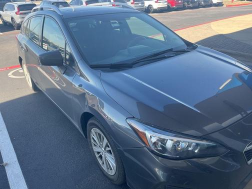 2018 Subaru Impreza 2.0i Premium