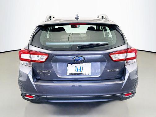 2018 Subaru Impreza 2.0i Premium