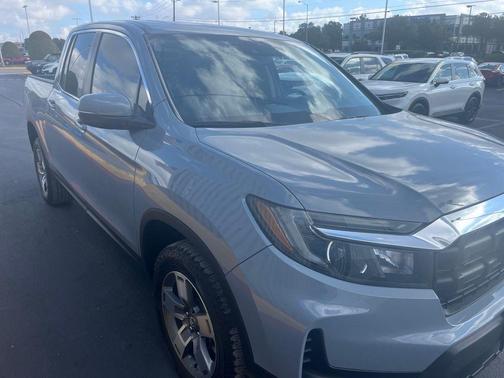 Diffused Sky Pearl 2024 Honda Ridgeline RTL