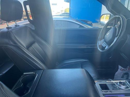 Iconic Silver Metallic 2020 Ford Expedition XLT