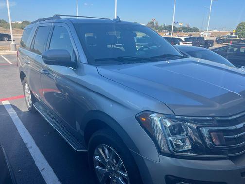 Iconic Silver Metallic 2020 Ford Expedition XLT