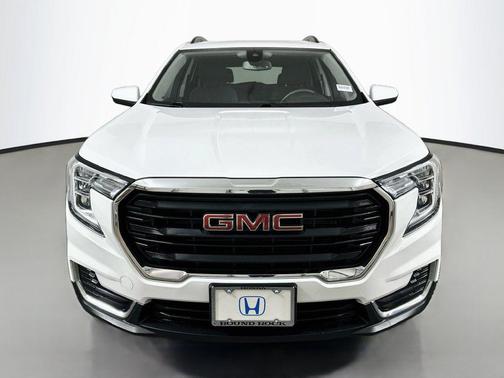Summit White 2023 GMC Terrain FWD SLE