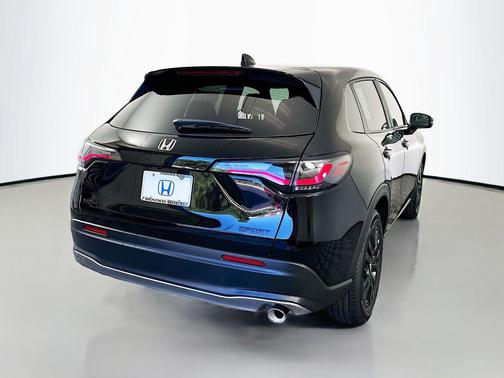 2026 Honda HR-V 2WD Sport