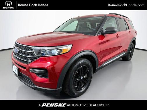 Rapid Red Metallic Tinted Clearcoat 2022 Ford Explorer XLT