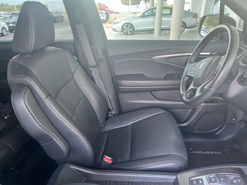 Crystal Black Pearl 2023 Honda Passport AWD EX-L