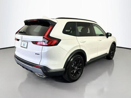 Platinum White Pearl 2026 Honda CR-V Hybrid Sport FWD