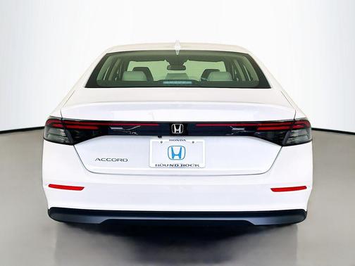 2025 Honda Accord LX 1.5T