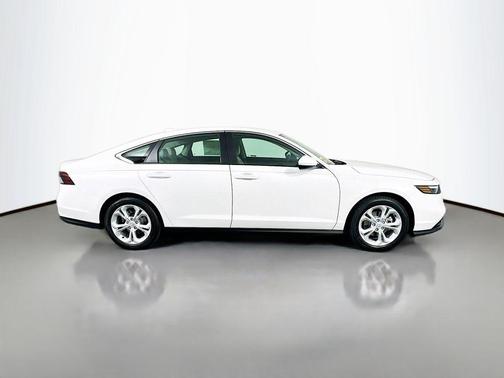 2025 Honda Accord LX 1.5T